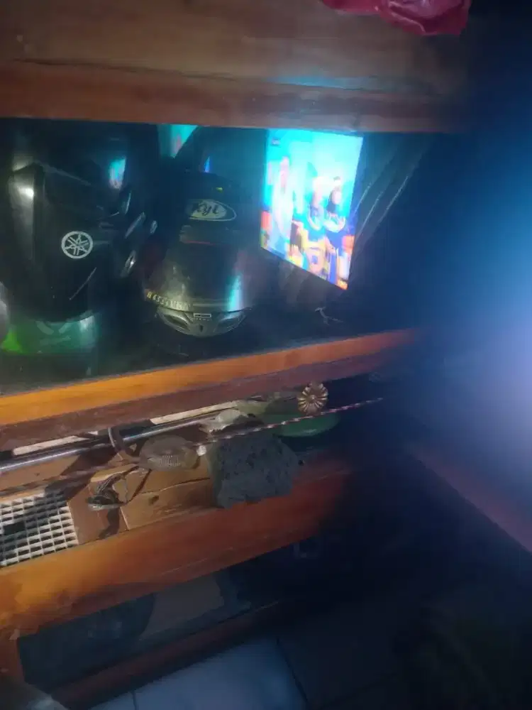 Aquarium + meja 1Set