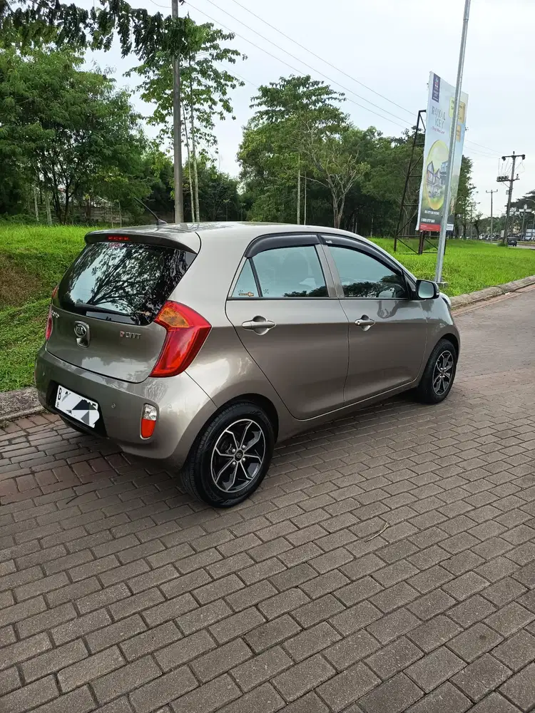 Kia Picanto 2015 Istimewa Condition