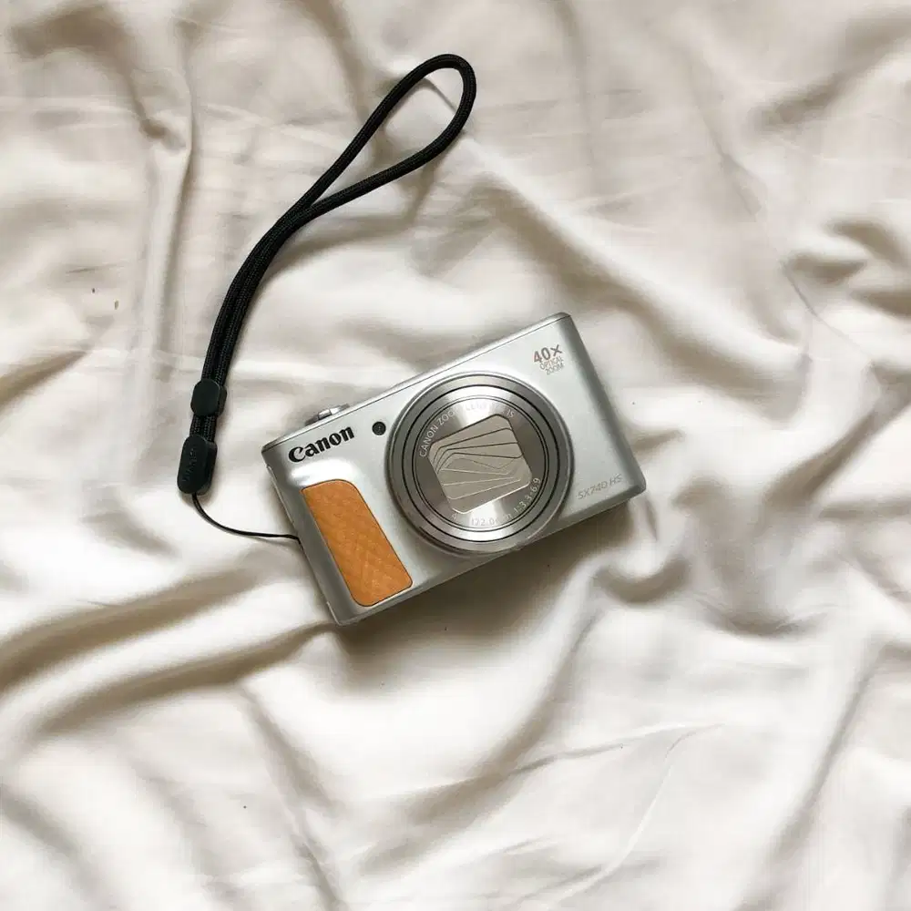 Digital Camera Canon SX740 HS Special Color from Japan