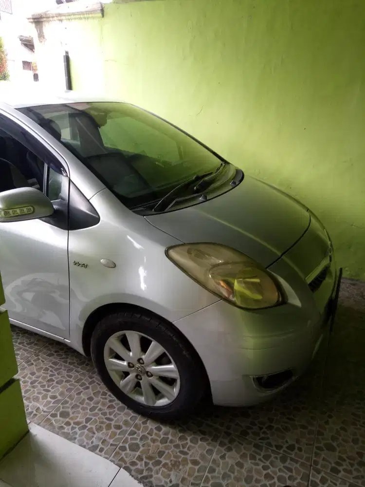 Toyota Yaris 2010 Bensin
