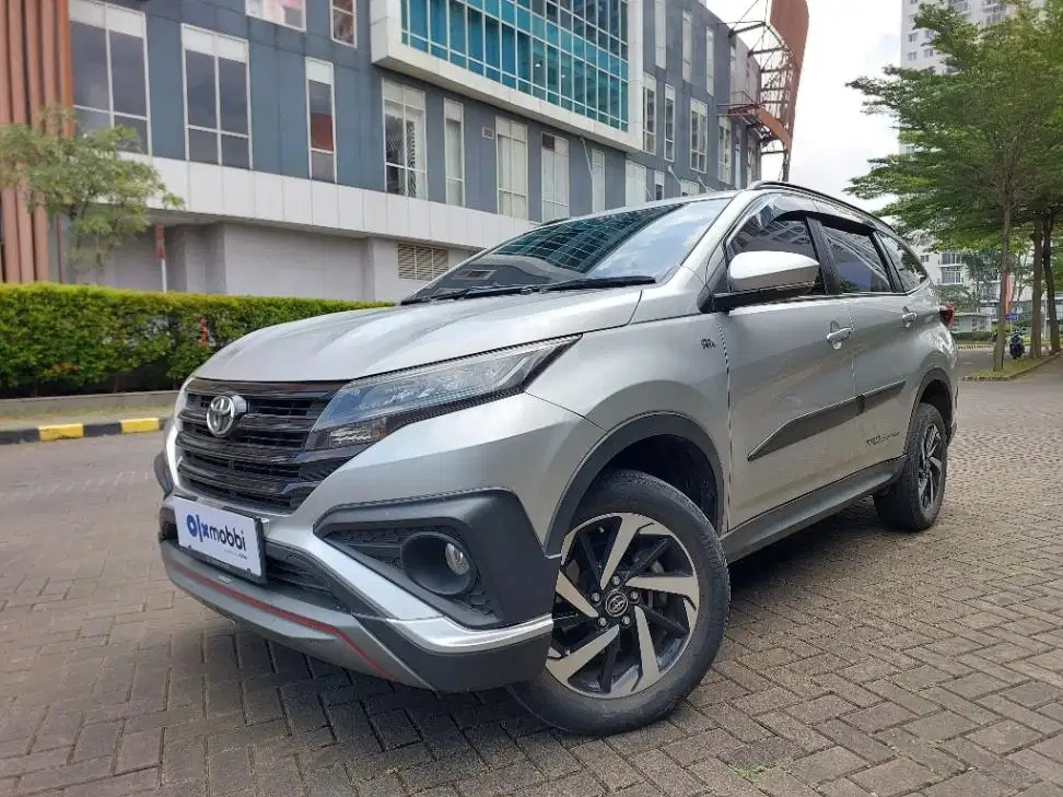 DP MURAH Toyota Rush 1.5 TRD Sportivo Bensin-AT 2018  CZMMB
