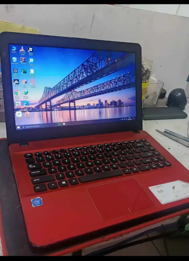 Laptop asus x441m