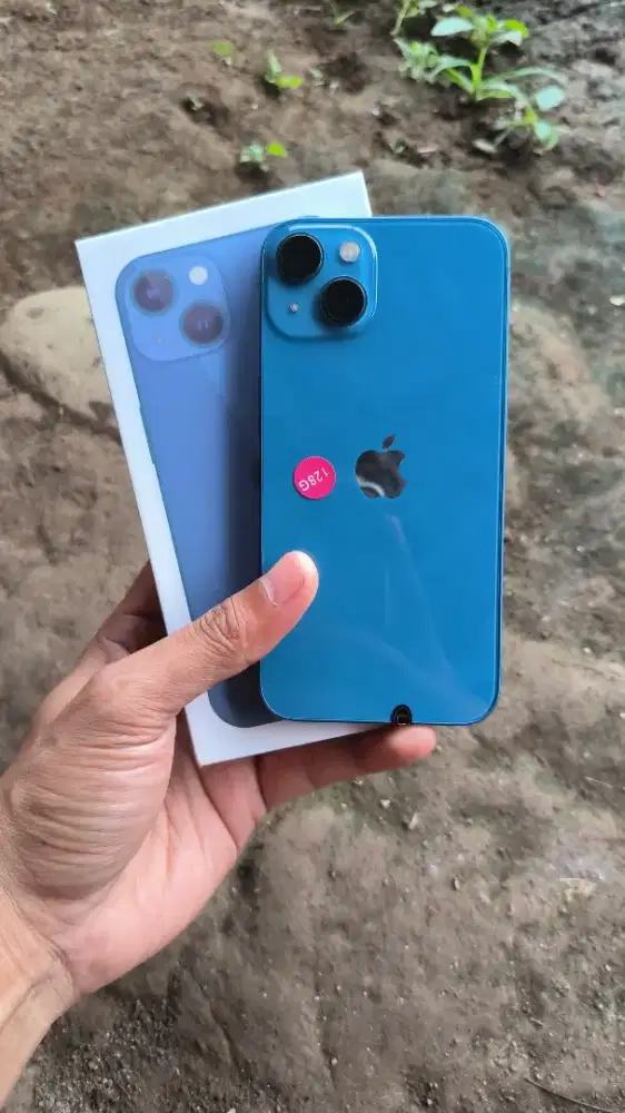 iPhone 13 Blue 128gb