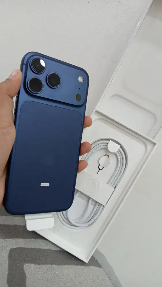 Iphone 17 PRO MAX 512 GB LIKE NEW