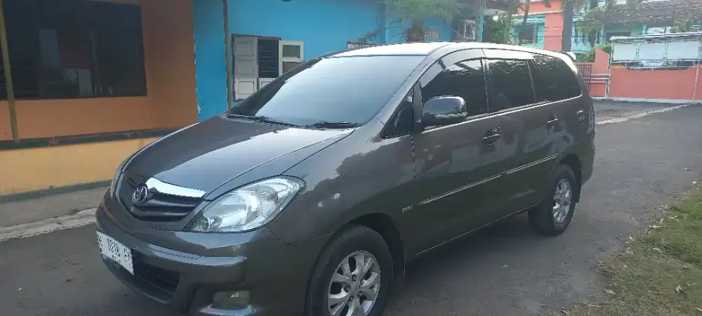 Innova G AT Bensin 2010