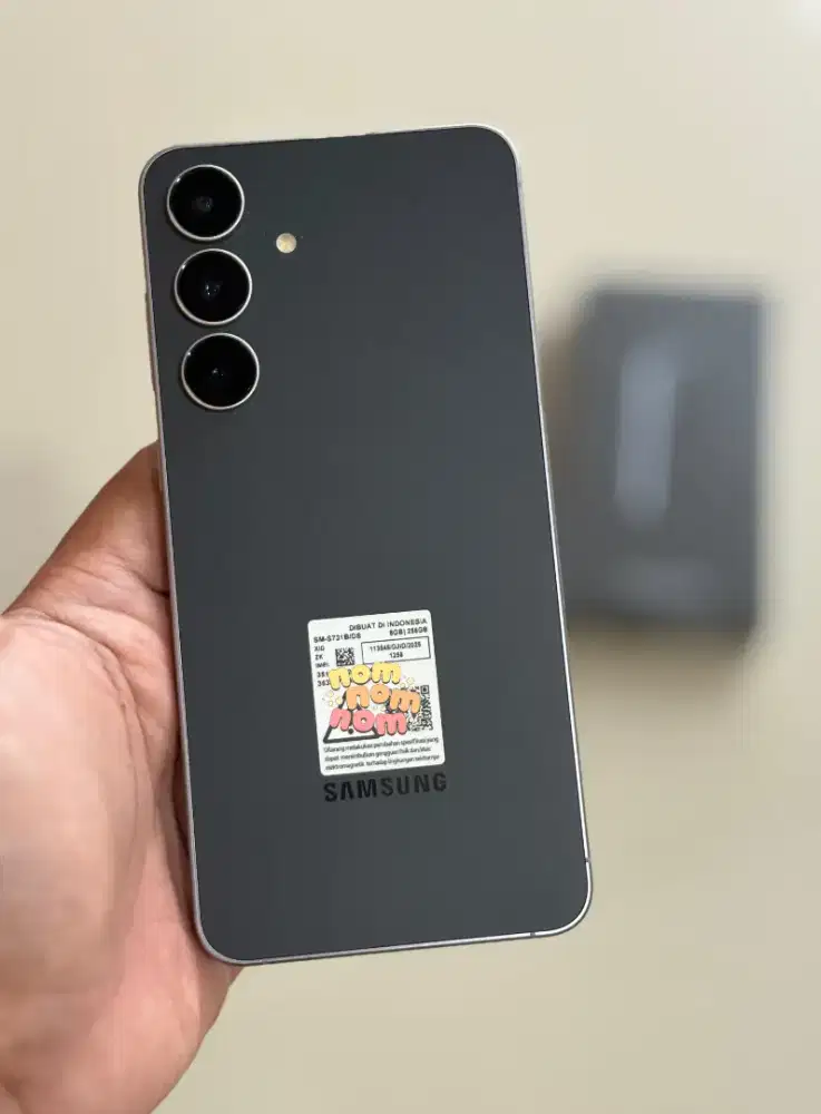 (1 Minggu Pakai) Samsung S25 FE + BONUS