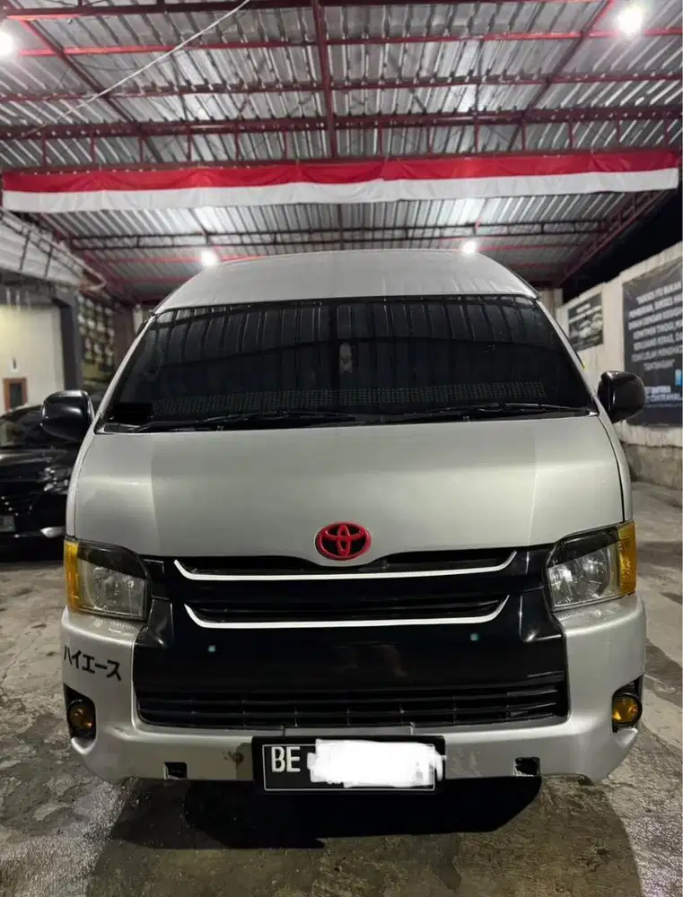 HIACE COMMUTER 2016 EX Wisata