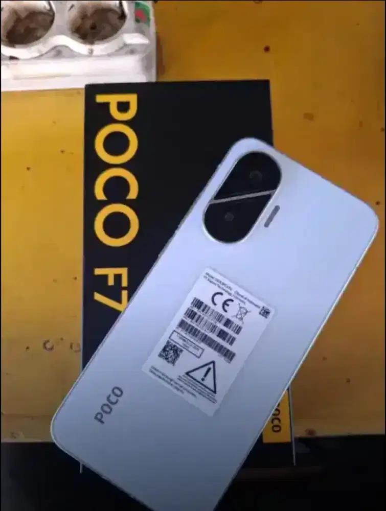 Poco F7 RAM 12/512 GB