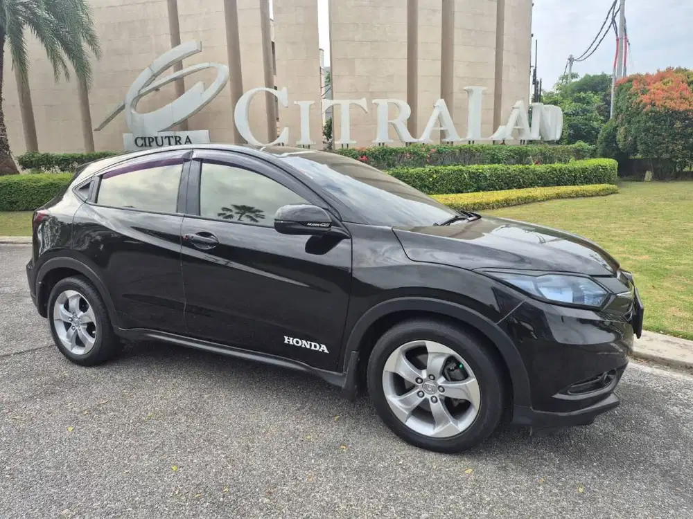 Jual Mobil HRV Manual 6 Speed