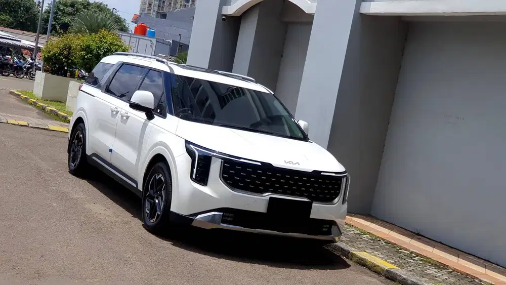 [ GARANSI 5TH ] Kia Grand Carnival Dynamic 2.2 11 Seater 2024/2025