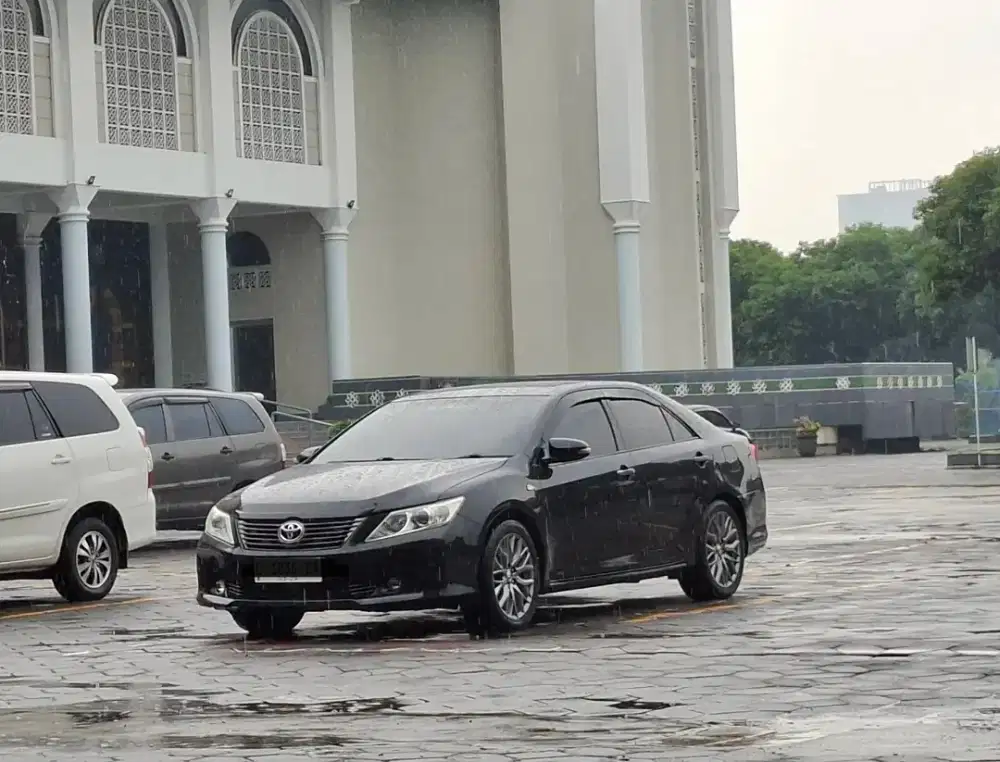 Toyota Camry G ( pmk 2014 nik 2013 )