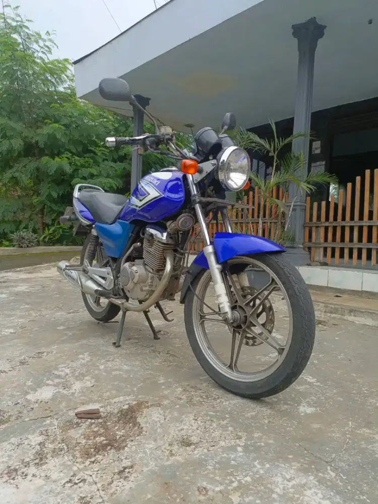 thunder 125 15L tanki (tangan pertama)