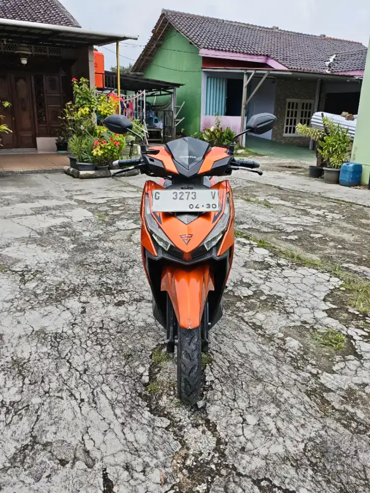 •Vario led old 150cc 2015 pajak hidup