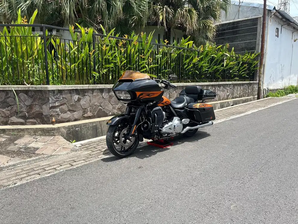 HARLEY DAVIDSON ROADGLIDE SPECIAL 2016