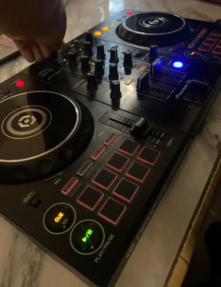 Pioneer ddj 400