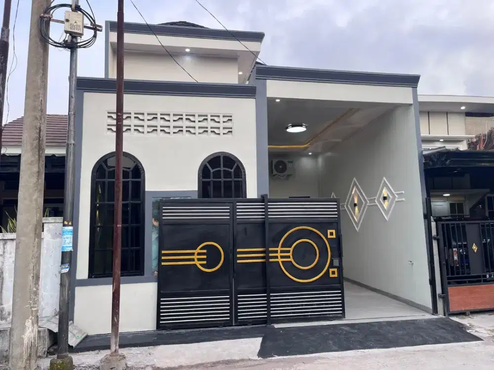 HUNIAN LENGKAP DENGAN TERAS DEPAN - TIMUR CIBUBUR