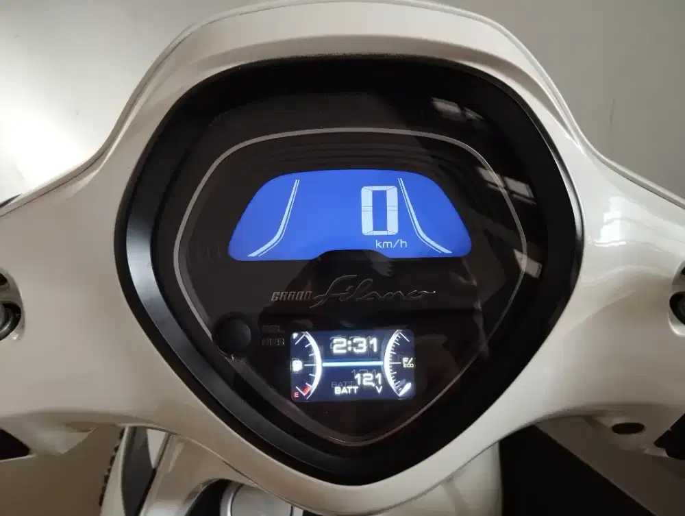 Yamaha Grand Filano Hybrid Neo