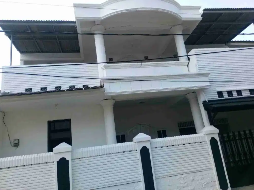Rumah BSD City Banyak Kamar Siap Huni