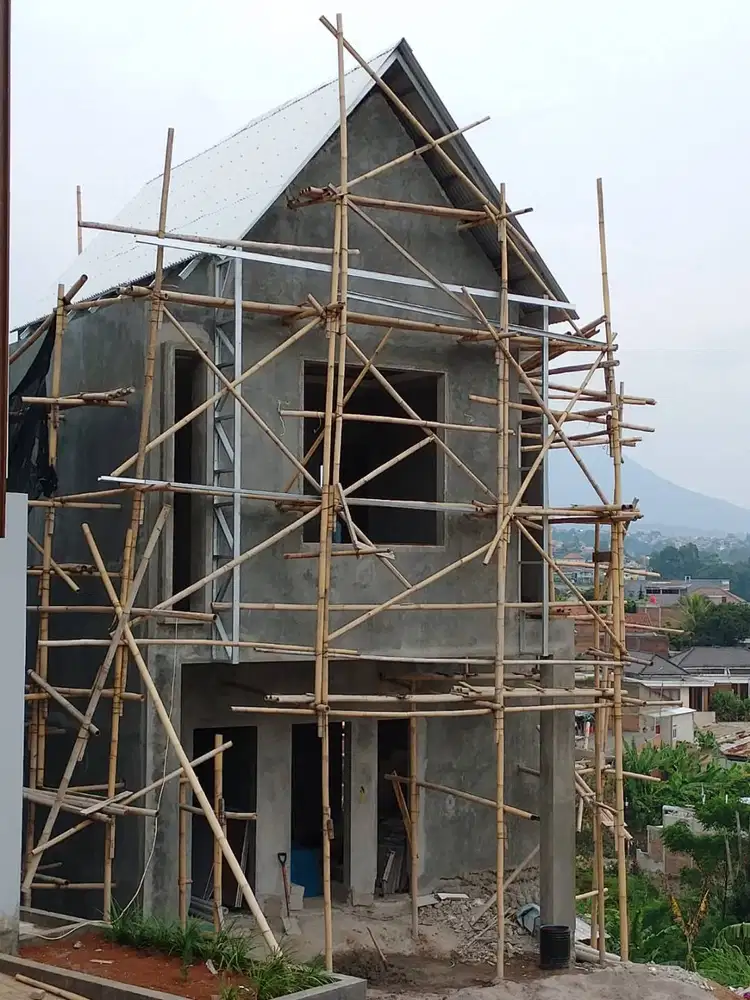 Villa Mewah 3 Lantai Plus Basement Dengan View Pegunungan Kota Bandung