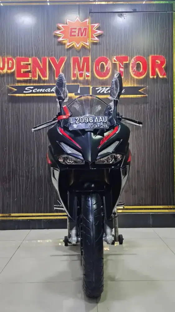 UD ENY MOTOR - Honda New CBR 150 ABS thn 2022 mulus
