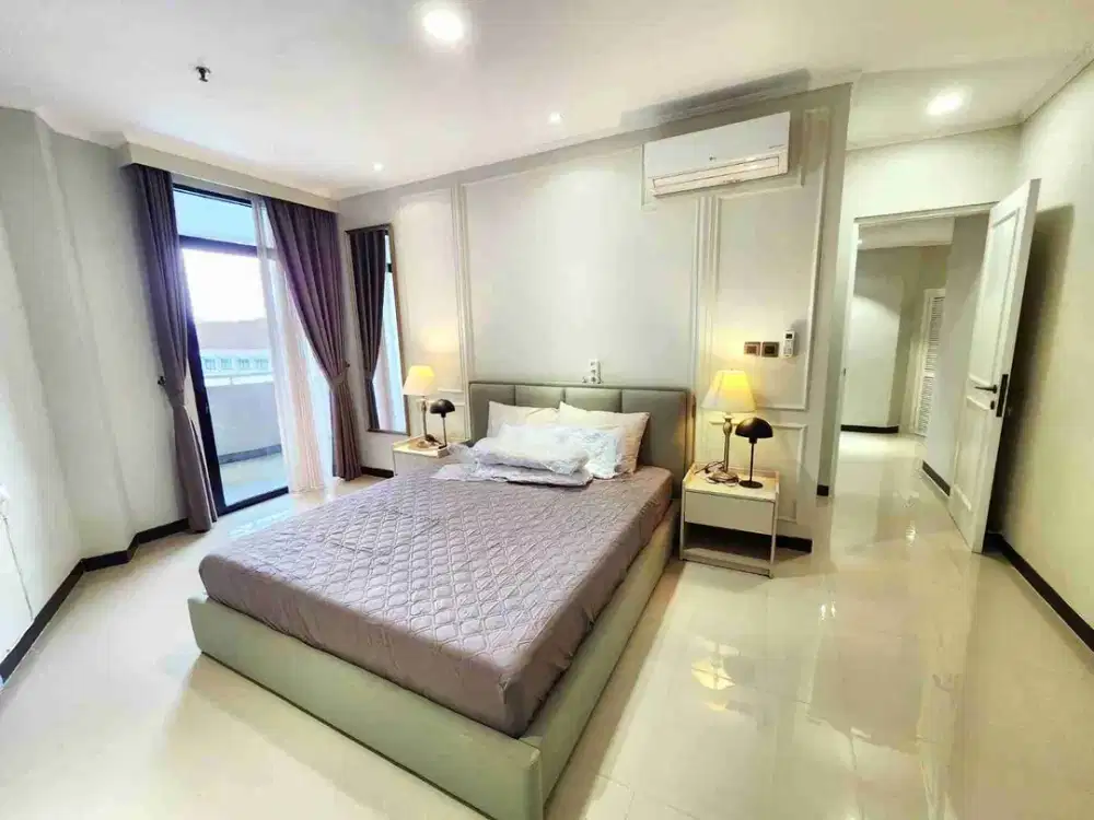 Sewa Apartemen Beverly Tower di Cilandak Baru Renovasi