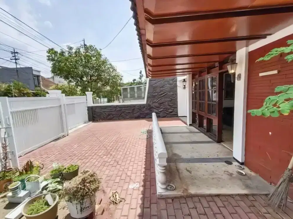 Termurah Rumah sayap Riau hitung tanah dekat Gedung sate Pusat Bandung Nego