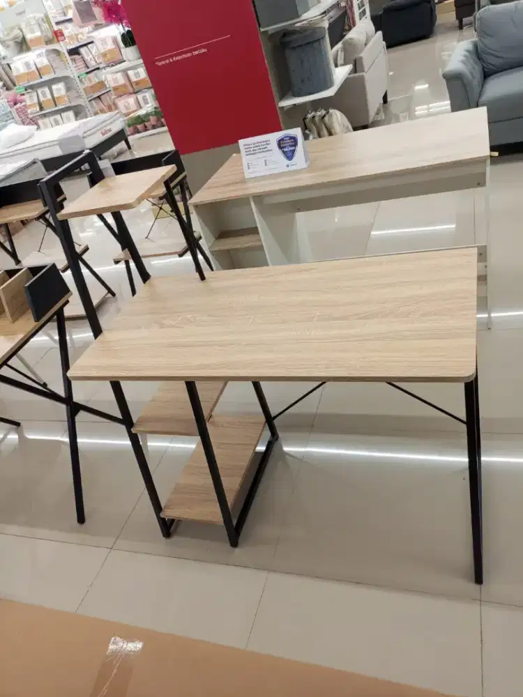 Fais meja kantor by selma