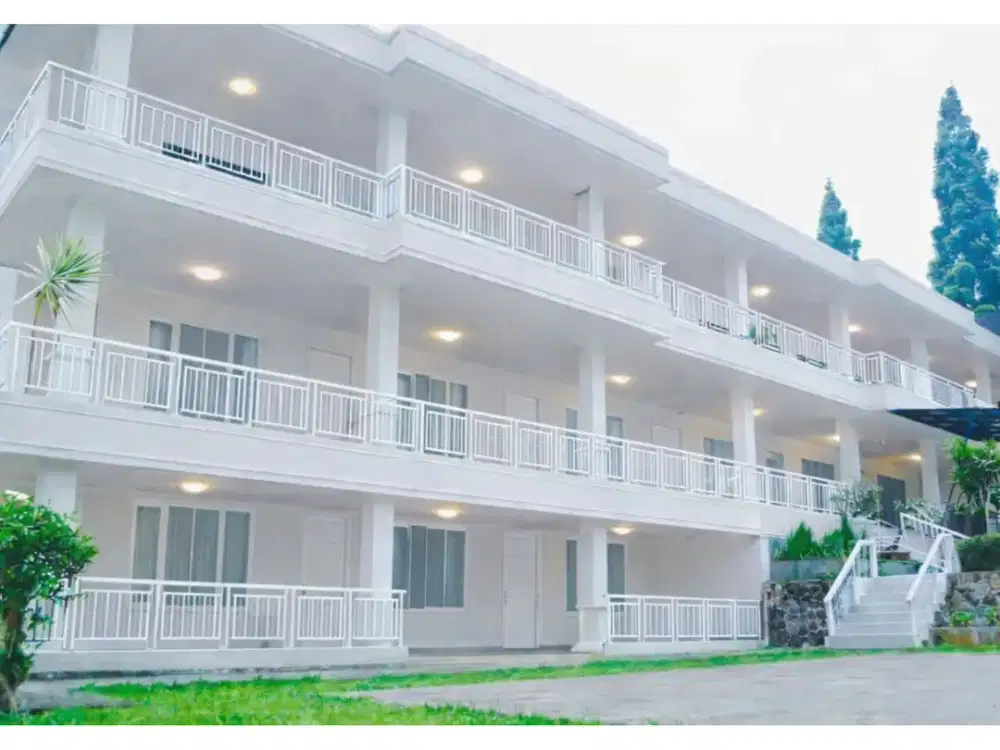 DISEWA SATU BUAH HOTEL DENGAN VIEW GUNUNG DAN ADA KOLAM RENANG CISARUA BOGOR BO191