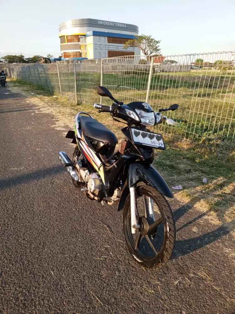 HONDA KARISMA 125 (2004) [Free HELM]