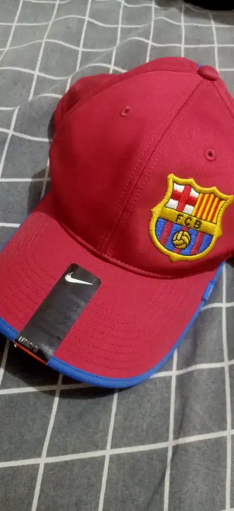 Topi nike barcelona original like new