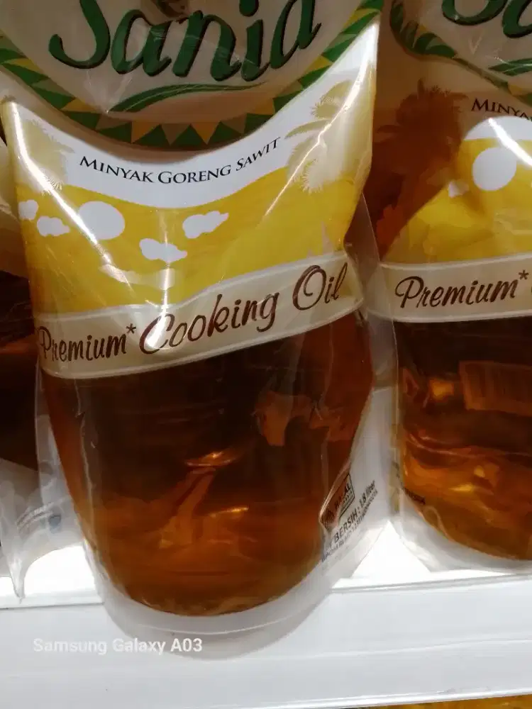 Minyak goreng sania 1,8 liter