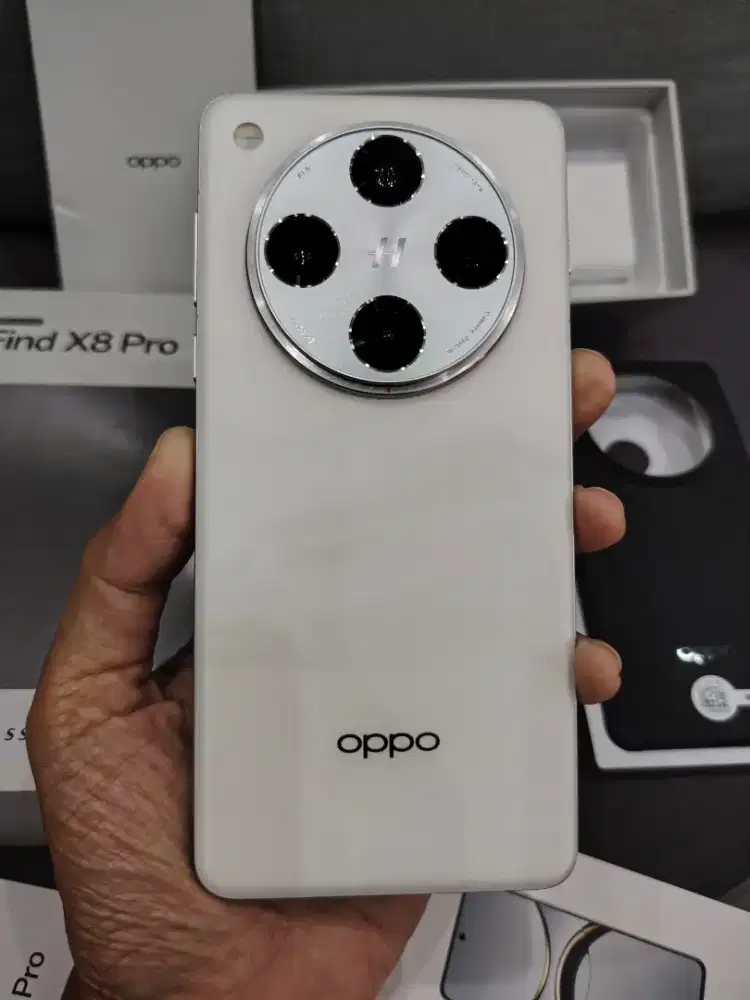 Oppo X8 Pro (16/512) Like new & Fullset original.