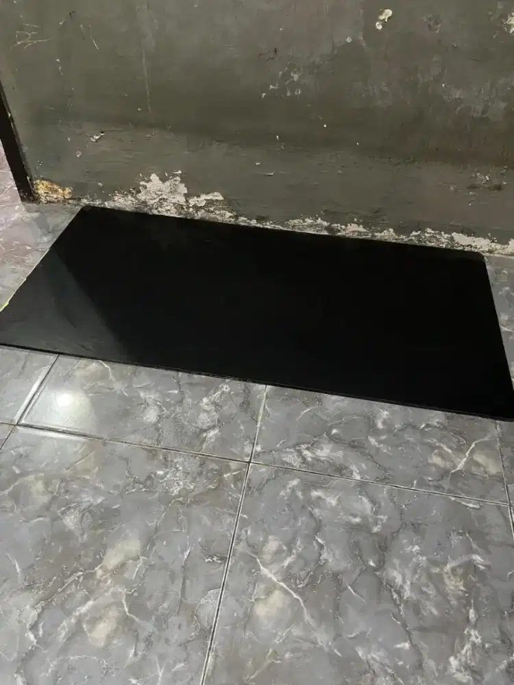 Kaca meja ruang tamu/makan