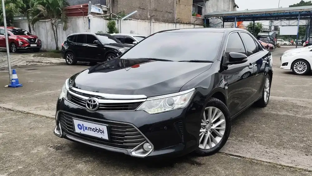LIKE NEW - Toyota Camry 2.5 V Bensin-AT 2016