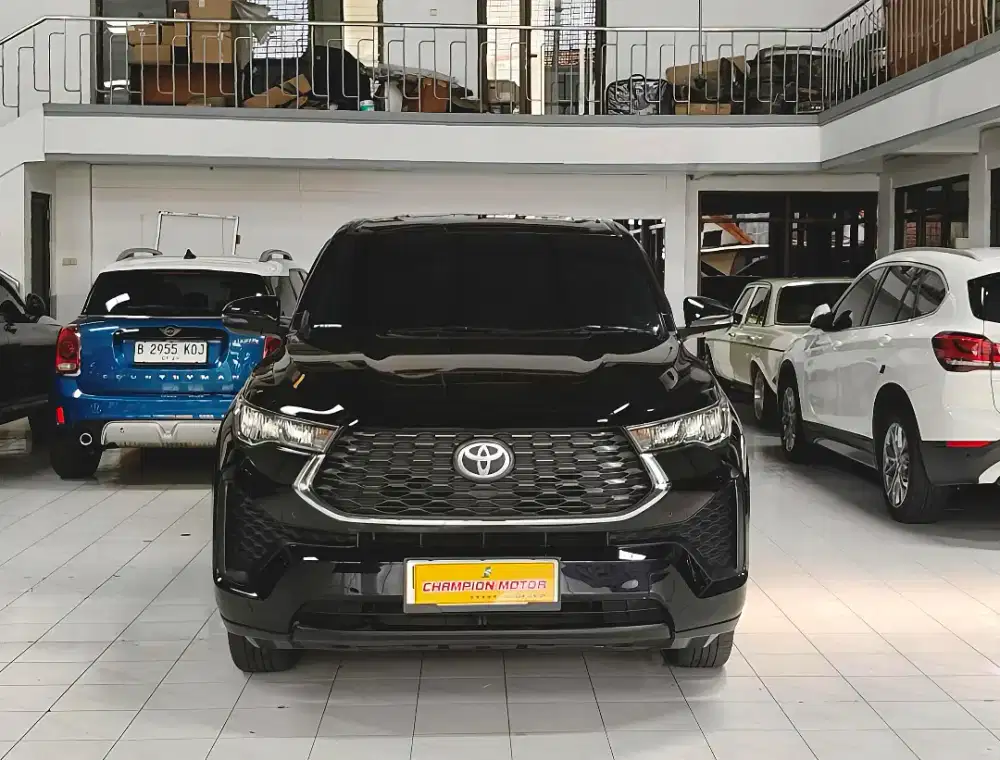 Toyota Innova Zenix 2.0 V CVT 202