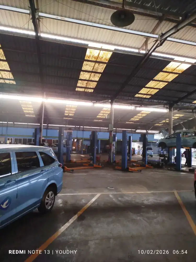 DIBUTUHKAN SEGERA PENGEMUDI UNTUK MEMBAWA TAKSI BLUE BIRD