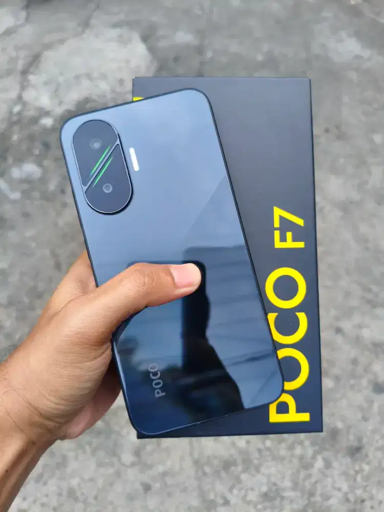 Poco F7 ram 12/512gb