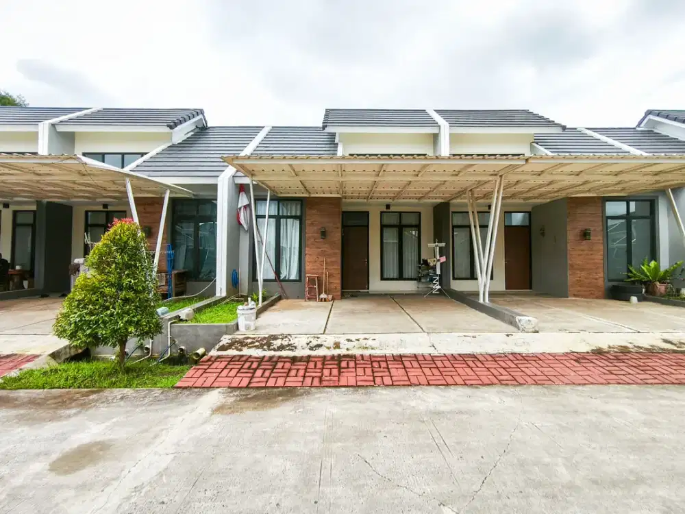 Rumah Strategis 15 Menit ke RSU Hermina Serpong Hadap Utara J-39851