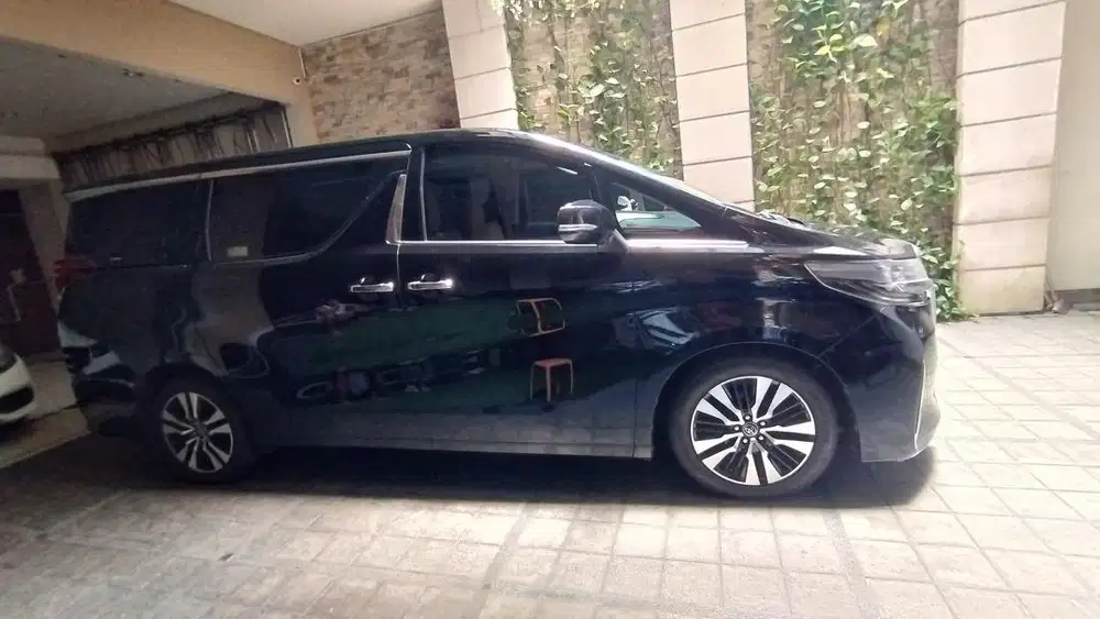 TOYOTA ALPHARD 2019 G BLACK