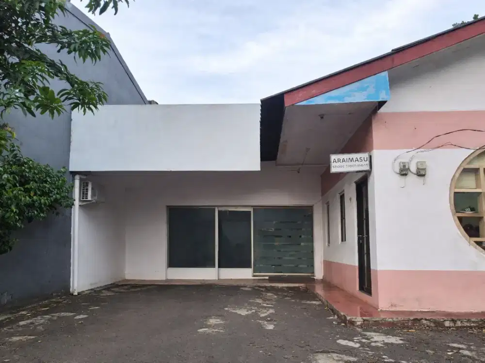 Rumah Luas LT 200 Siap Huni Dekat RSUD Pasar Minggu Bisa KPR J-42096
