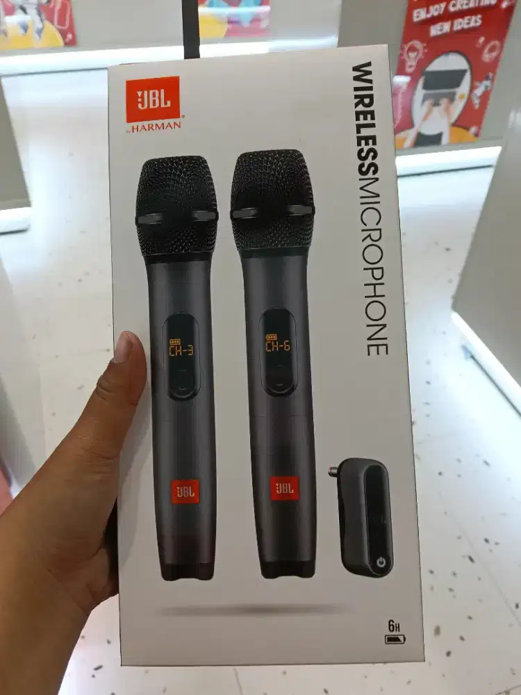 WIRELESS MICROPHONE JBL
