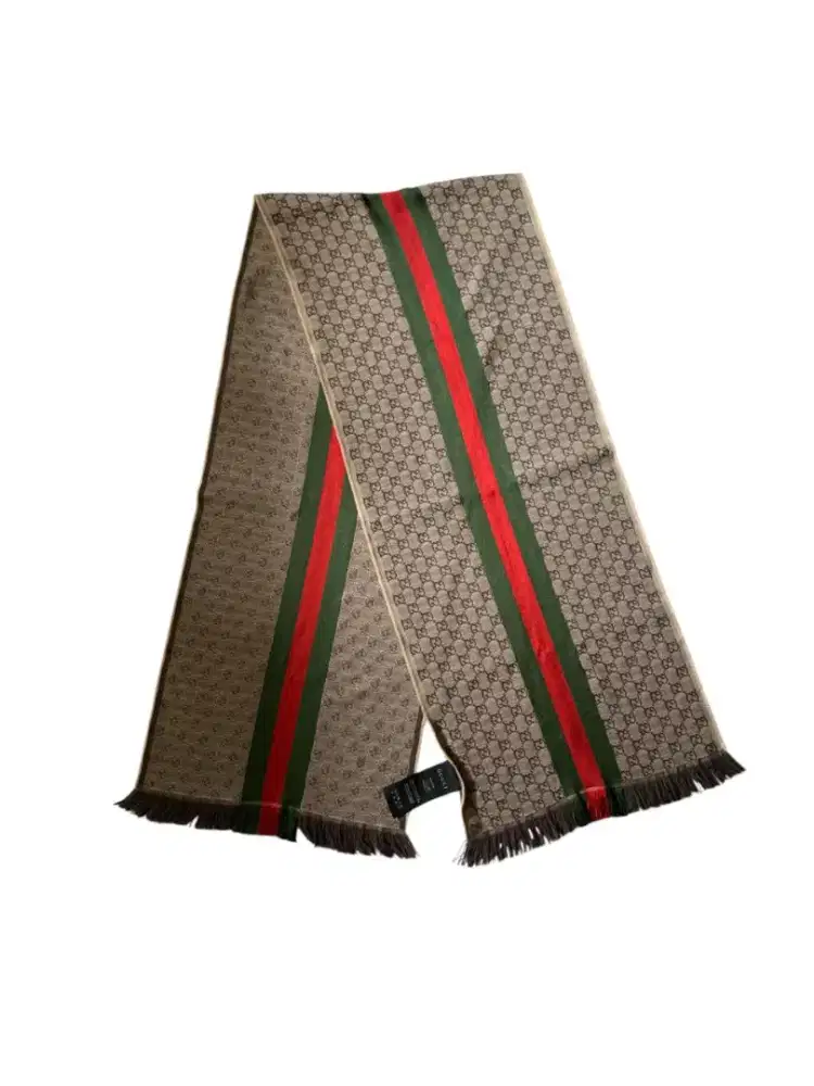 GUCCI Muffler Silk Scarf original - unisex