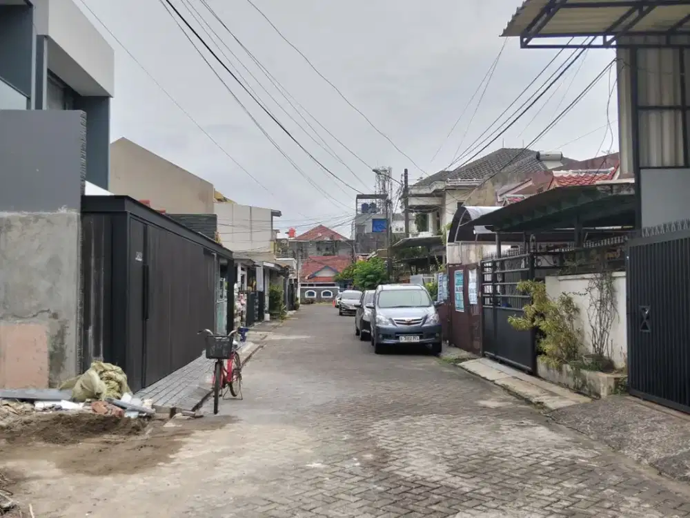 Dijual rumah baru sedang renovasi di Citra garden 2