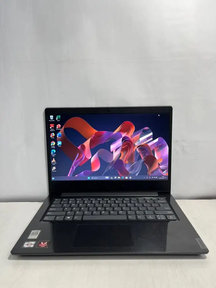 Lenovo ideapad S145