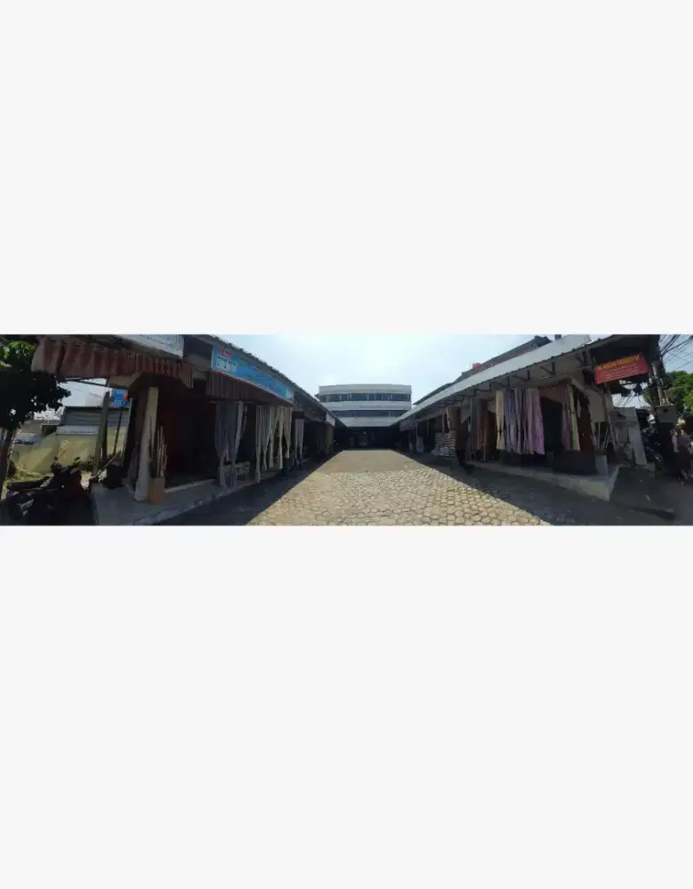 DISEWAKAN RUKO 4GANDENG 3LANTAI FULL KACA