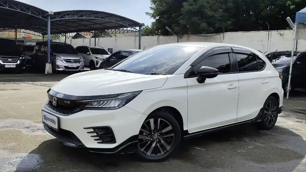 LIKE NEW - Honda City 1.5 Hatchback RS Bensin-MT 2022
