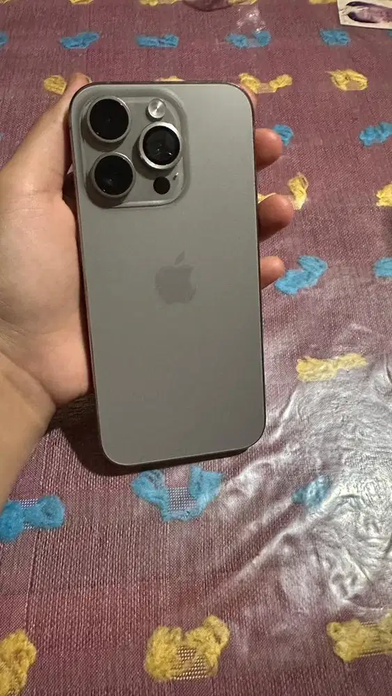 iphone 15 pro 128gb garansi resmi iBox