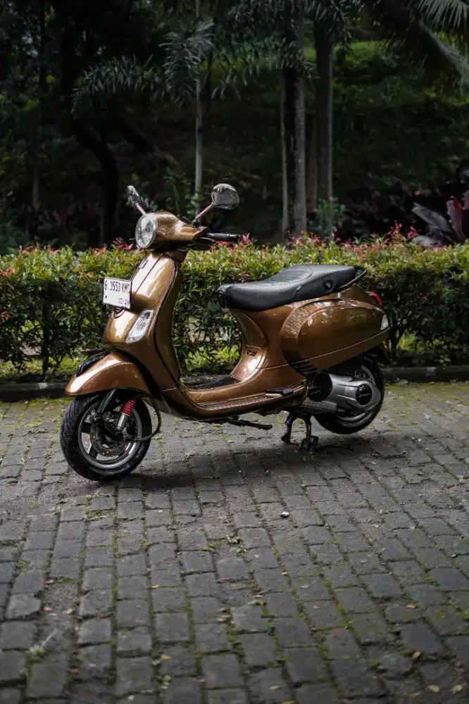 PIAGGIO VESPA LX 150 3 VIE 2013