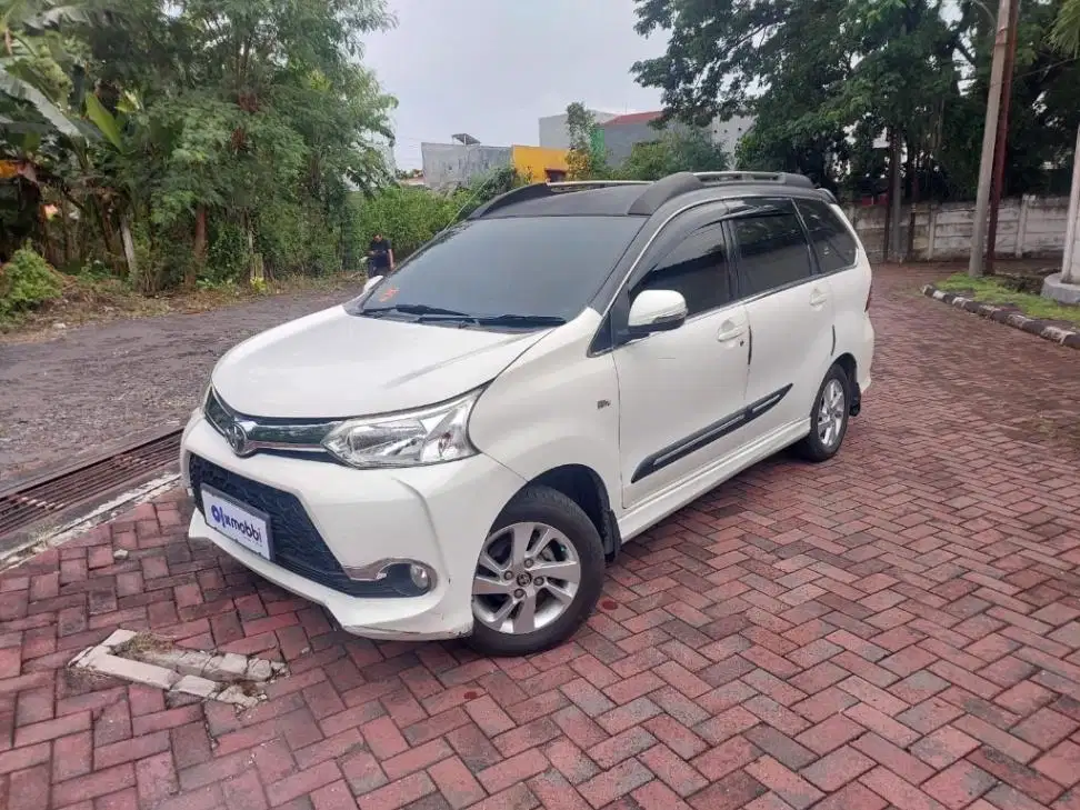 DP MURAH Avanza 1.3 Veloz bensin Matic 2018 L N
