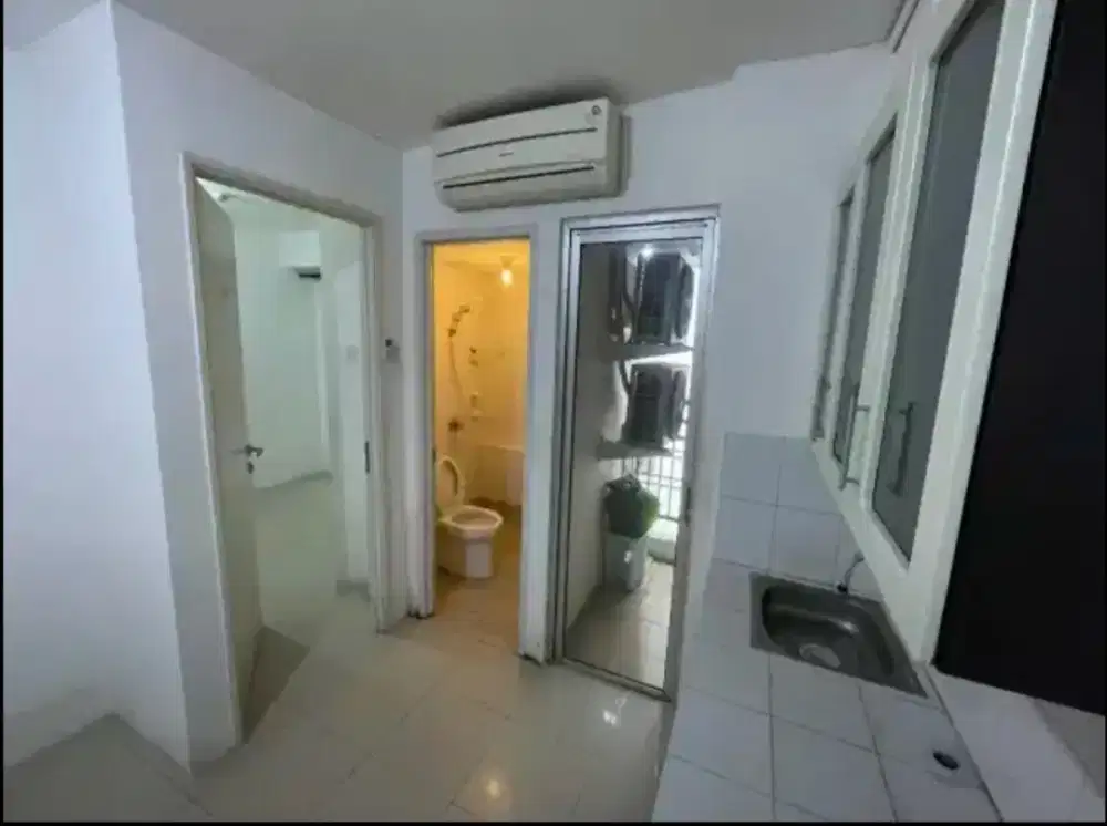 Sewa 2 BR Bassura Kosong Semi furnished Tahunan/Bulanan